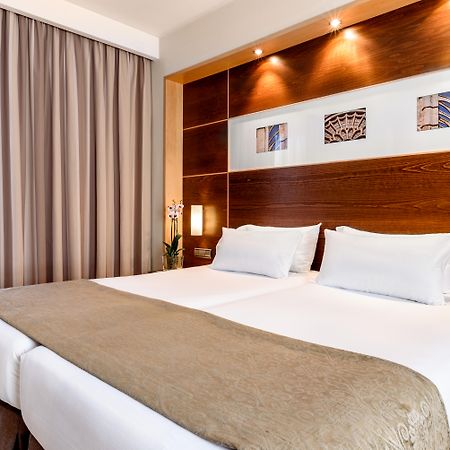 Hotel Exe León Zewnętrze zdjęcie