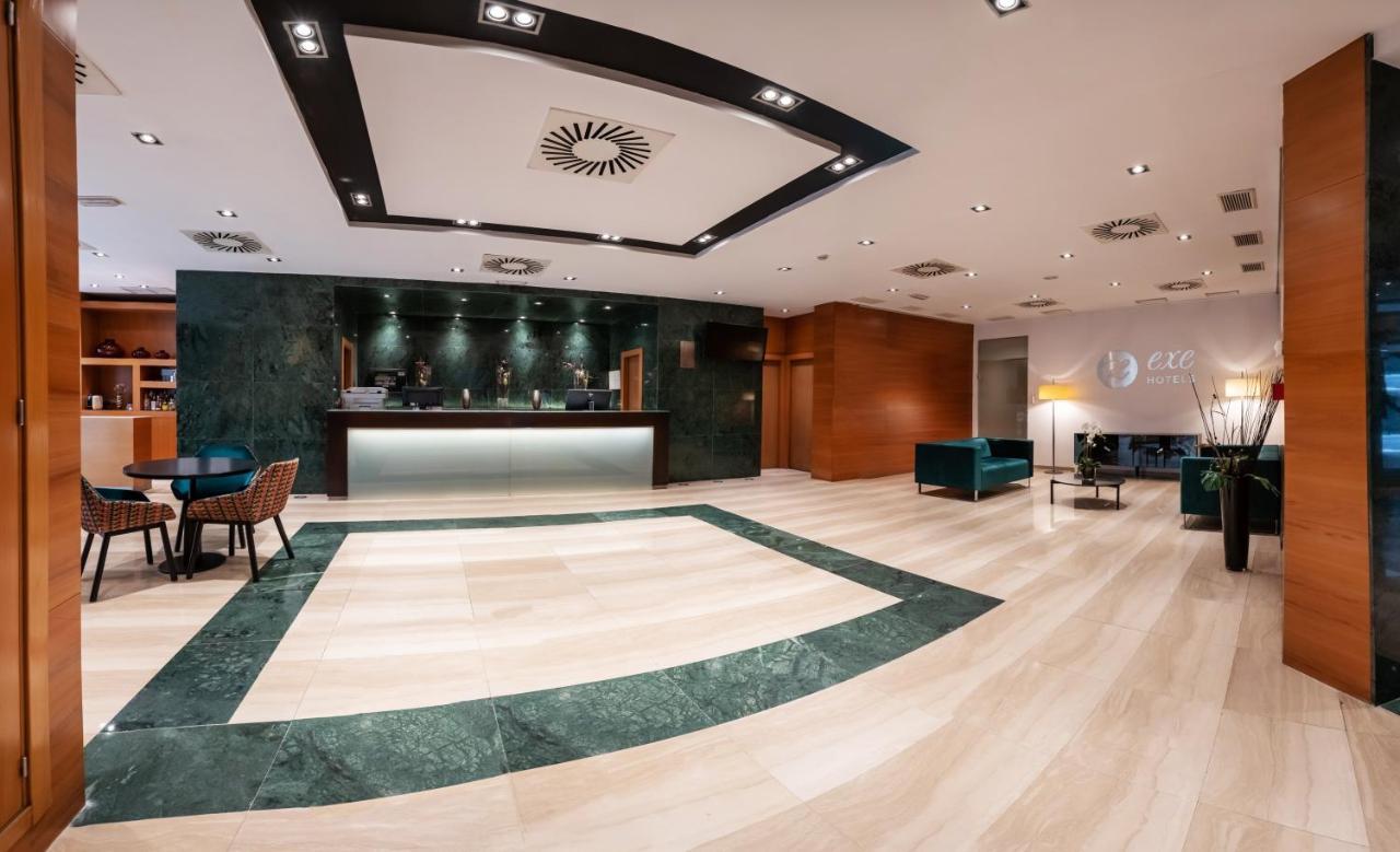 Hotel Exe León Zewnętrze zdjęcie