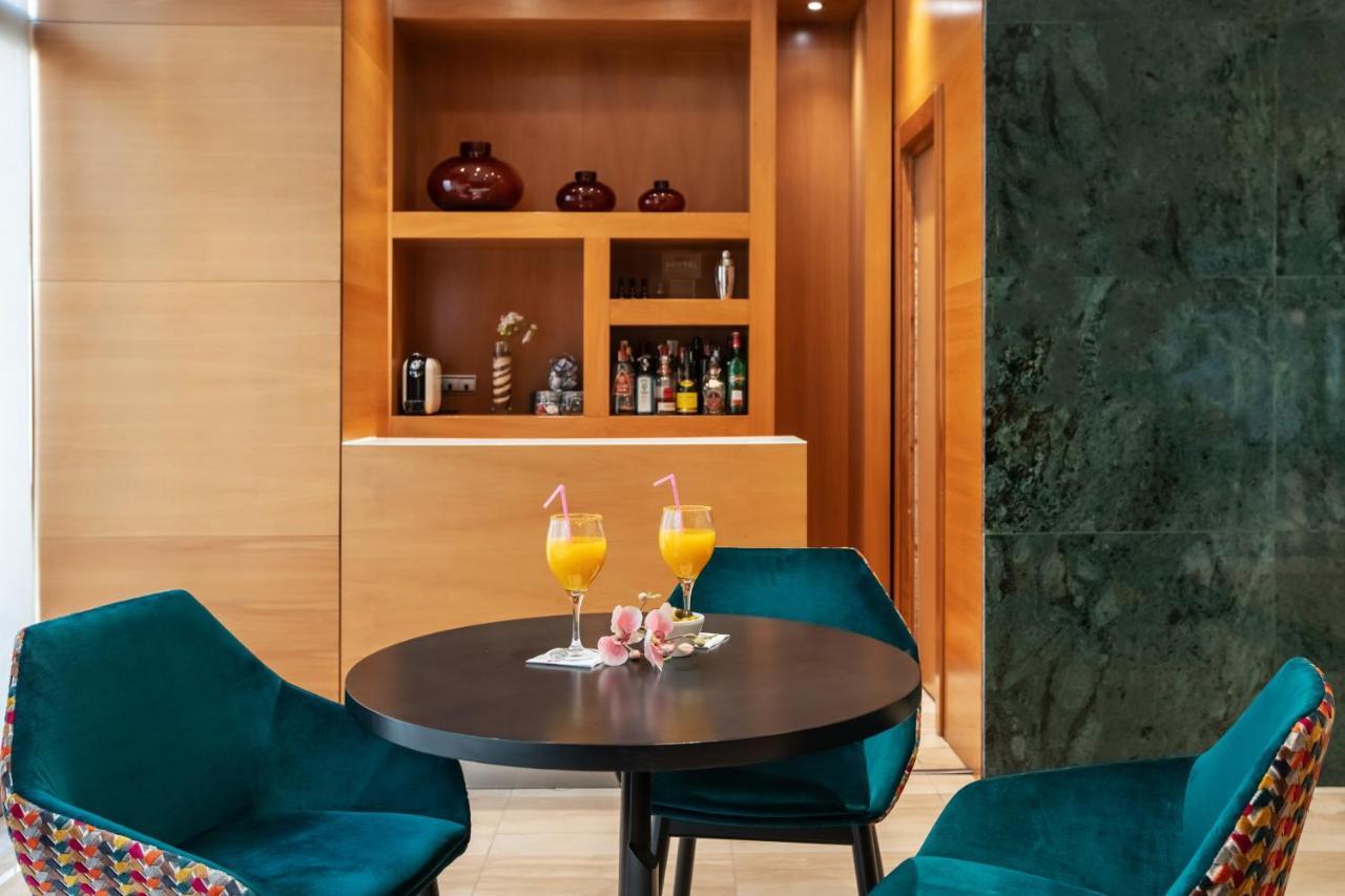 Hotel Exe León Zewnętrze zdjęcie