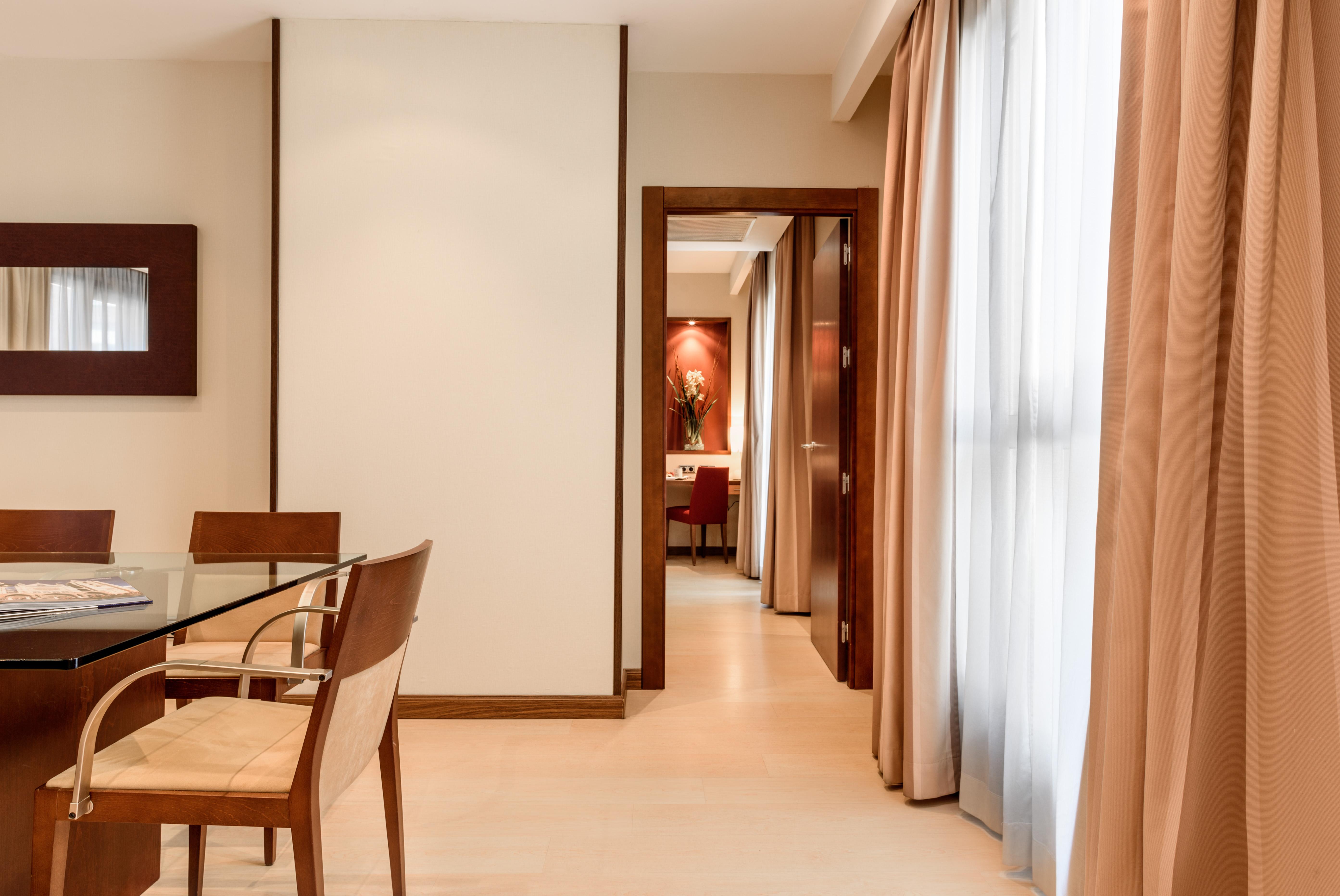 Hotel Exe León Zewnętrze zdjęcie