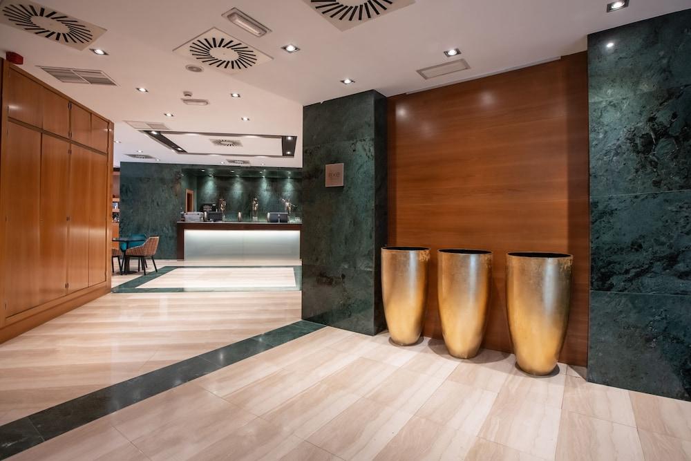 Hotel Exe León Zewnętrze zdjęcie